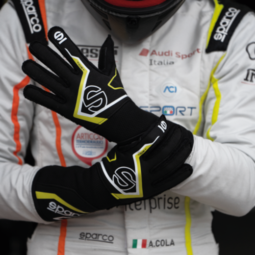 GUANTES CON HOMOLOGACIÓN FIA