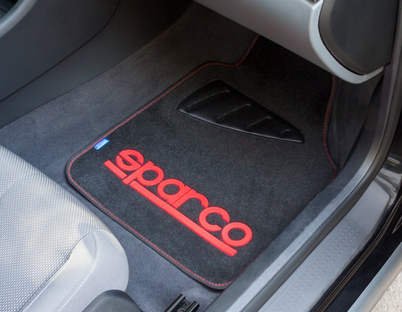 Alfombras de moqueta Sparco para coche con el logo rojo — SPARCO