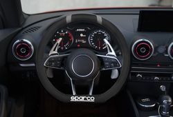 COUVRE-VOLANT SPARCO 37 CM (NON VALABLE POUR TOUS LES MODÈLES)