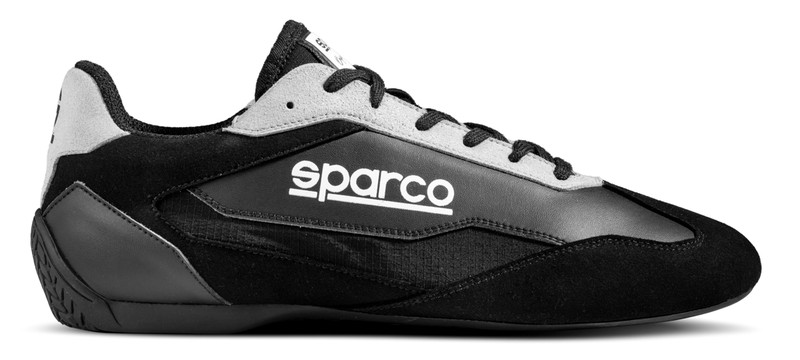 Zapatillas Sparco tipo casual, al mas puro estilo racing.